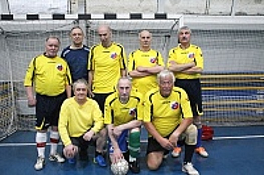 В Крюково состоялось первенство по мини-футболу среди ветеранов 65 лет +