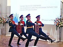 Главврач РКБ, директор порохового и легенда хоккея: чьи имена вписали в Книгу почета Казани