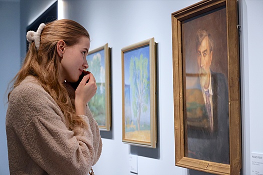 Музей Москвы представил выставку "Волга. Москва. Нева"