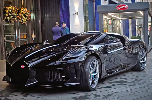 Самый дорогой и единственный в мире Bugatti заметили в Лондоне. Но есть нюанс