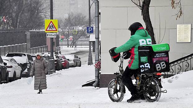 В Москве начали жёстко наказывать велокурьеров