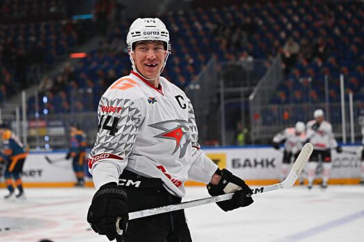 Капитан «Авангарда» Шарипзянов отреагировал на его сравнение с Никишиным из «Каролины»