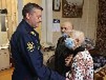 Ветеран красноярской уголовно-исполнительной системы Иннокентий Рюмин отметил 98-летие