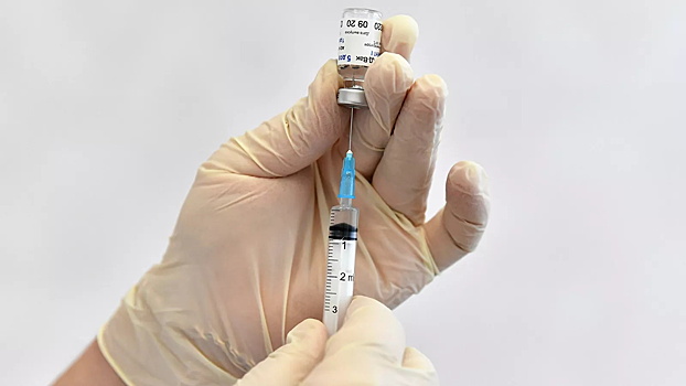 Гвинея начала экспериментальную вакцинацию "Спутником V"