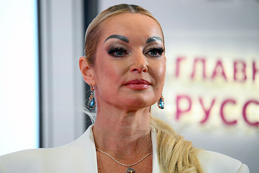 Шпагаты и скандалы: как прославилась Анастасия Волочкова