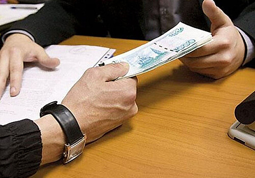 Некоторым россиянам заплатят 15 тысяч за вакцинацию