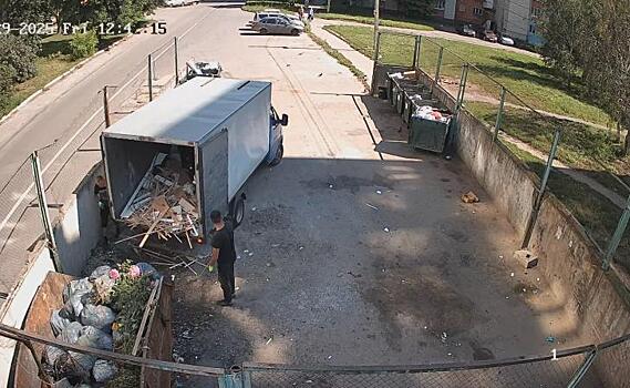 Курянин заплатит 50 тыс. рублей за выгрузку строительных отходов на территории контейнерной площадки