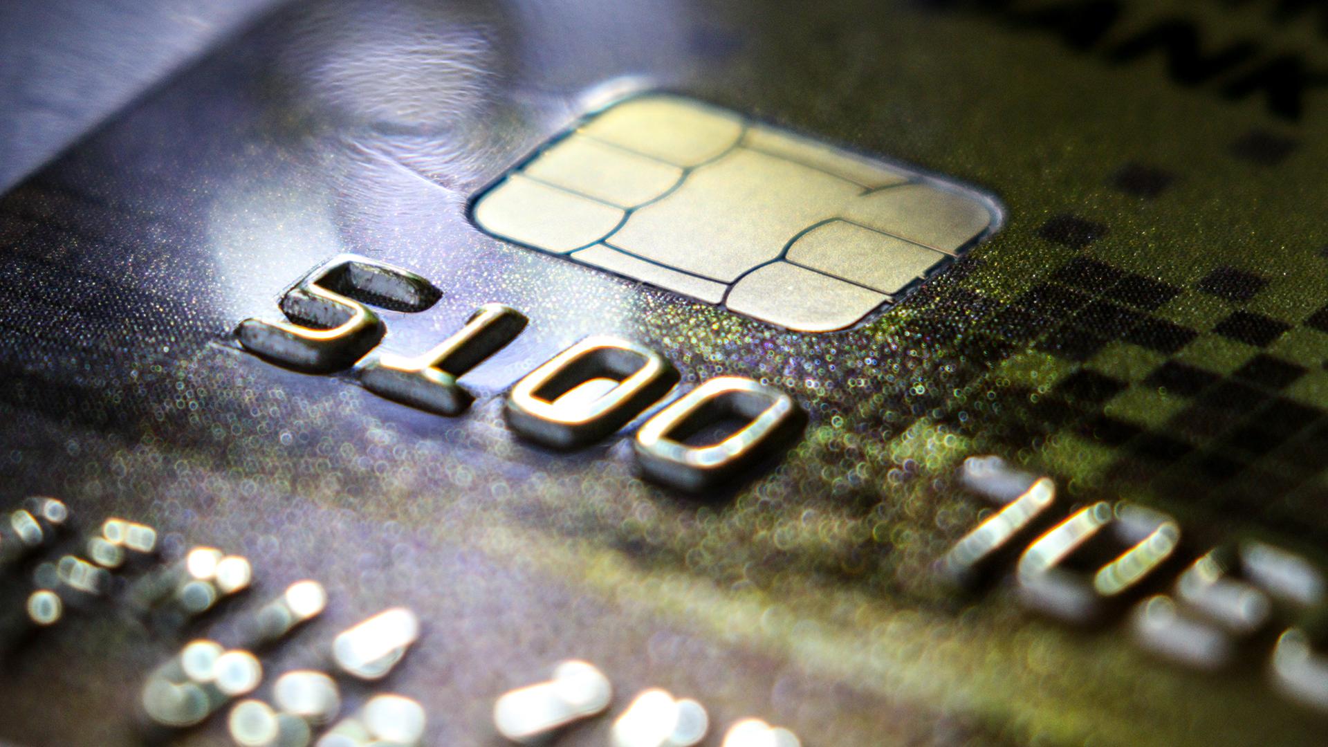 Стало известно, какие слова в переводах приводят к блокировке карты