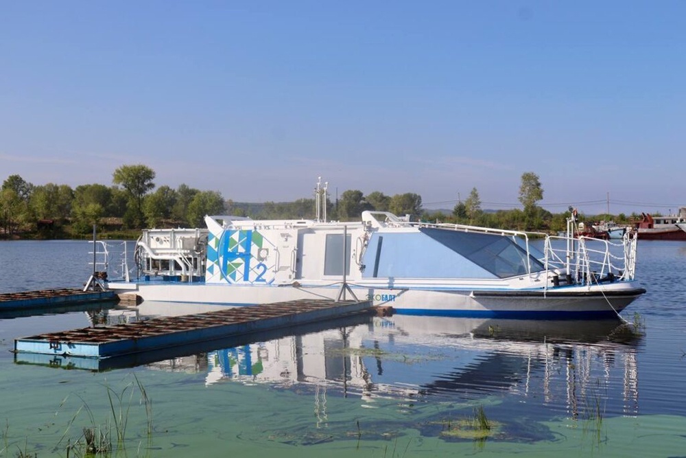 На выставке «Нева-2025» представили катер «Экобалт» на водороде