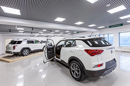 "Автостат": российский авторынок в сентябре обновил рекорд по объему продаж