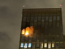 В Москве горит квартира в элитном ЖК