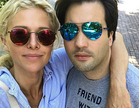 Внучку Ефремова подозревают в романе с внуком Ельцина
