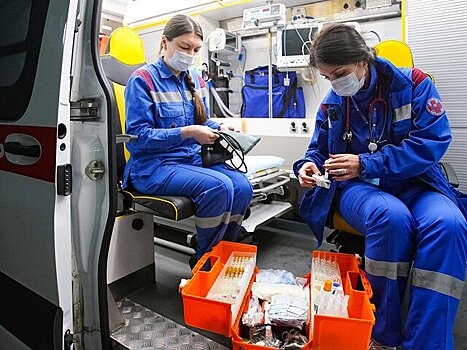 Российские студенты-медики смогут работать в бригадах скорой помощи
