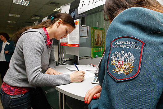 Перехват звонков россиян, долговая амнистия и другие события дня