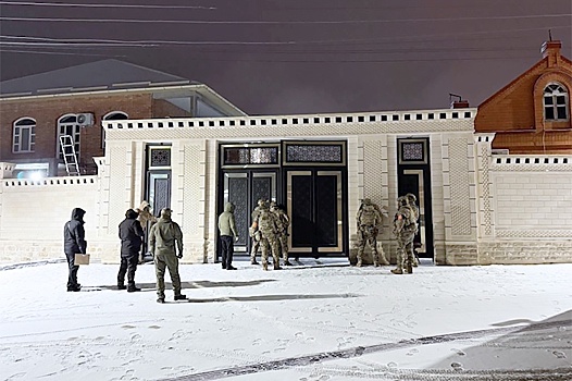 ФСБ задержала членов клана баталхаджинцев с арсеналом оружия и взрывчатки