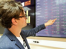 Экономист рассказал, кто окажется под ударом санкций США против Мосбиржи