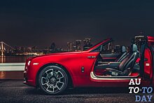 Модели Rolls-Royce Black Badge захватывают жителей Токио