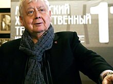 Олег Табаков вручит собственную премию в День театра