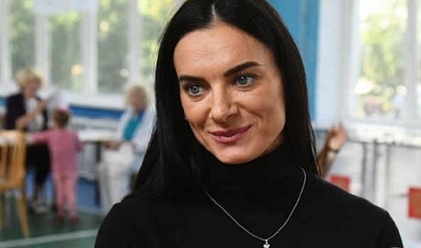 Елена Исинбаева погасила долг за коммунальные услуги в Волгограде