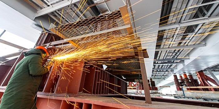 Автомобильный мост через реку Битцу готов на 35 процентов