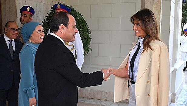 Президент Египта провел переговоры с Меланьей Трамп