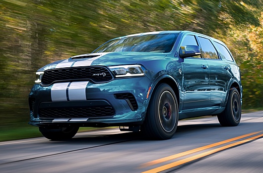 Разозленные американцы пойдут в суд из-за 720-сильного Dodge Durango