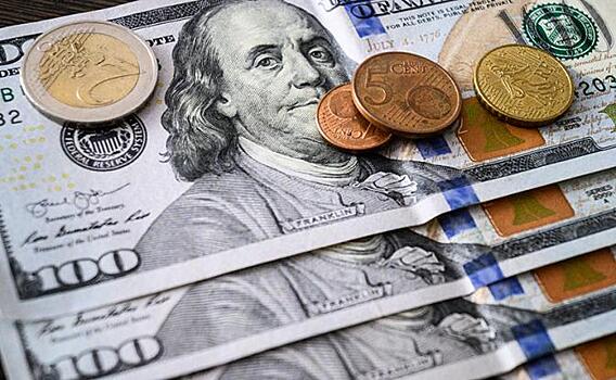Эксперт: Курс доллара может упасть ниже психологического барьера