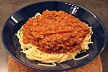 Мэр итальянской Болоньи назвал спагетти болоньезе фейком