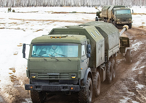 Водители ЦВО совершенствовали навыки вождения спецмашин в Челябинской области