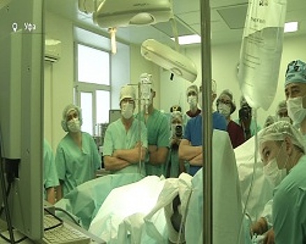 В Уфе провели первую в России операцию с использованием аутологичных стволовых клеток жировой ткани
