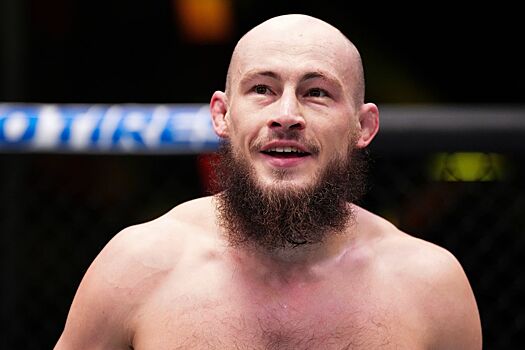 Ринат Фахретдинов оценил перспективы Ярослава Амосова в UFC