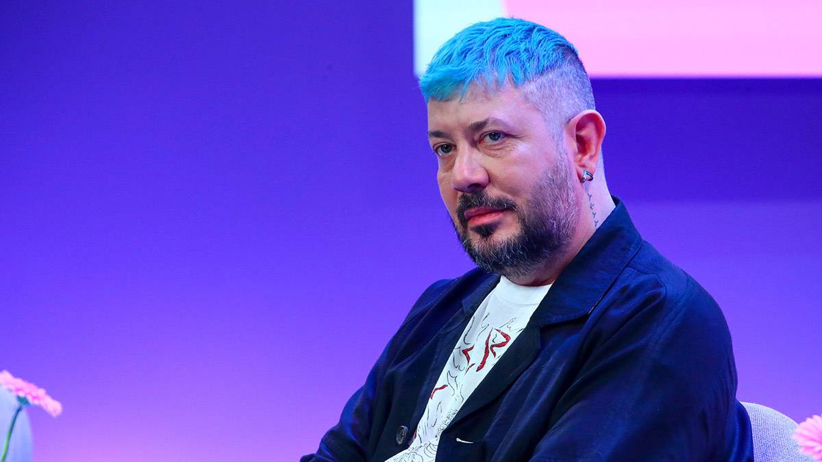 Артемий Лебедев отравился беляшом