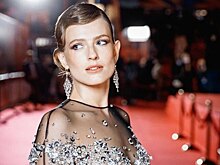 Софья Эрнст, Мария Кожевникова и Виктория Толстоганова на закрытии Московского международного кинофестиваля