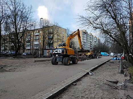 Калининградцев попросили убрать машины на Соммера и Рокоссовского