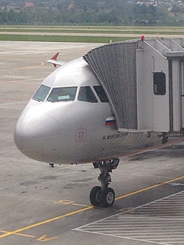 Самолёт из Питера в Нижний Новгород задерживается на 12 часов
