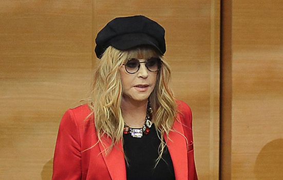 Рассказавший о возвращении Пугачевой в Россию актер Огурцов: "Не сносить мне головы"