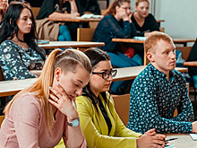 Вузы России стали сокращать набор будущих экономистов и менеджеров