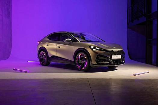 Cupra показал свой первый полностью электрический кроссовер Tavascan