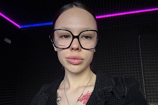 Инстасамка исполнила народную песню в эфире шоу на ТНТ