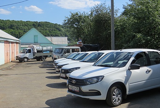 Руководителям пензенских ветслужб вручили ключи от новых авто