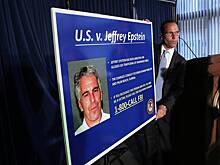 Исчезла часть данных о перелетах Джеффри Эпштейна в Великобританию