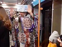 «Человек-суп» снова попал на видео в московском метро