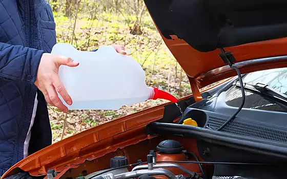 Стоит ли ждать морозов, чтобы залить незамерзайку