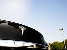 Лояльность покупателей Tesla в США резко упала после высказываний Маска