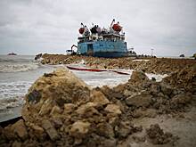Объем попавшего в Азовское море после крушения танкеров мазута оценили