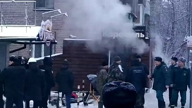 Тела матери и дочери, погибших при прорыве трубы в пермском хостеле, нашли в душе