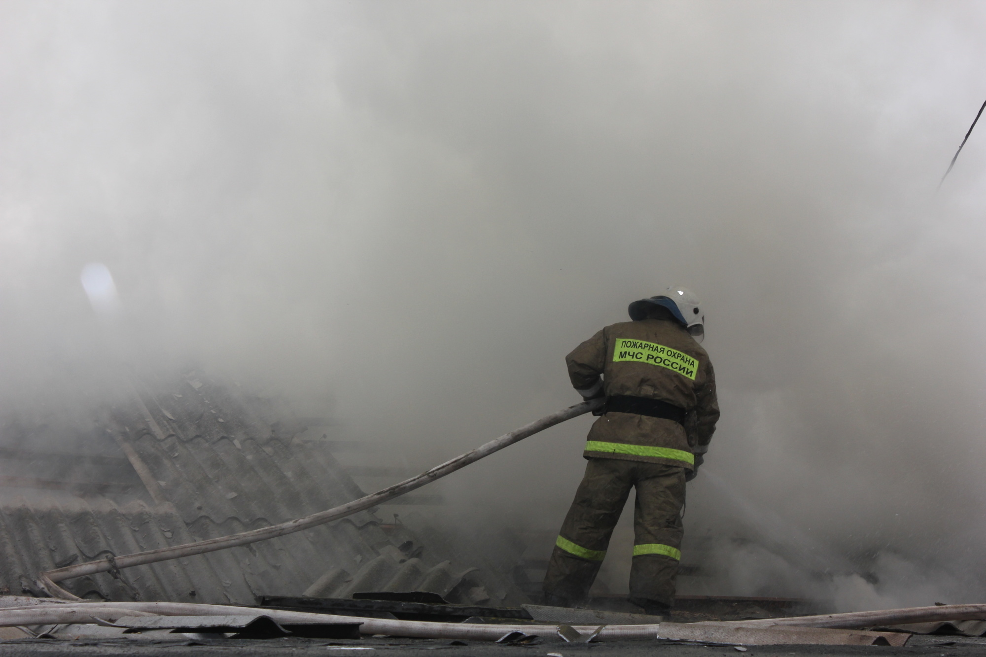 В Курской области при пожаре в селе 2-е Поныри погиб мужчина