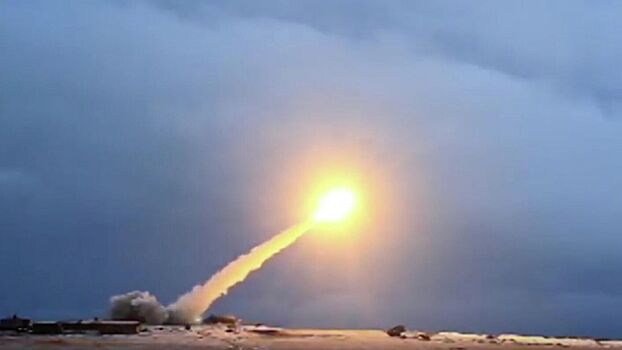 Бумажный тигр рвет и мечет. США проспали начало гонки вооружений