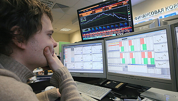 Российские фондовые торги стартовали в «красной зоне»
