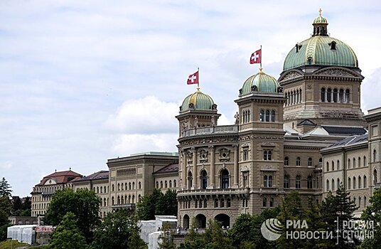 Tages Anzeiger (Швейцария): Швейцарский парламентарий выступает за отмену антироссийских санкций
